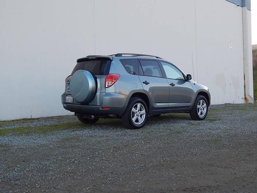 2007 Toyota RAV4 Base