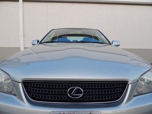 2002 Lexus IS 300 Base