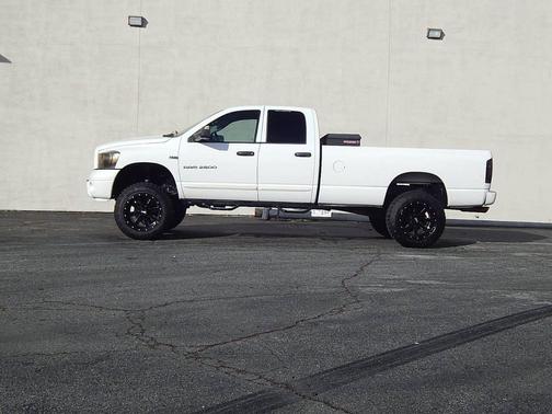 2006 Dodge Ram 2500 SLT Quad Cab