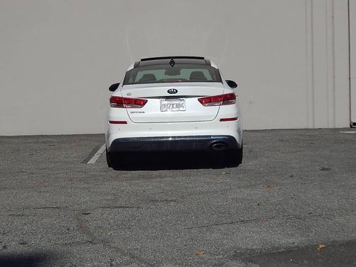 Snow White Pearl 2019 Kia Optima LX