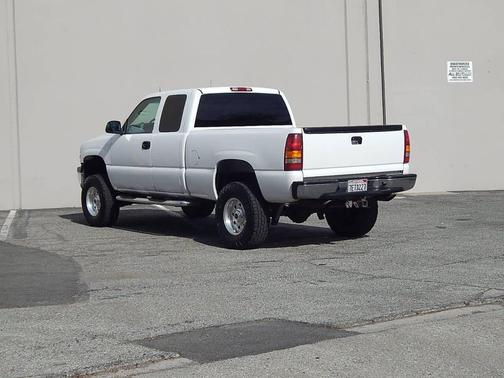 Summit White 2001 Chevrolet Silverado 1500 LS