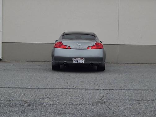 2004 INFINITI G35 Base