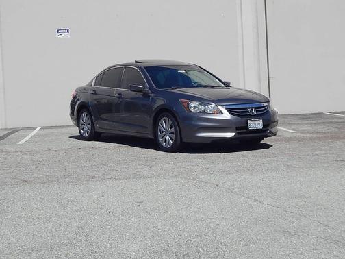 Polished Metal Metallic 2011 Honda Accord SE