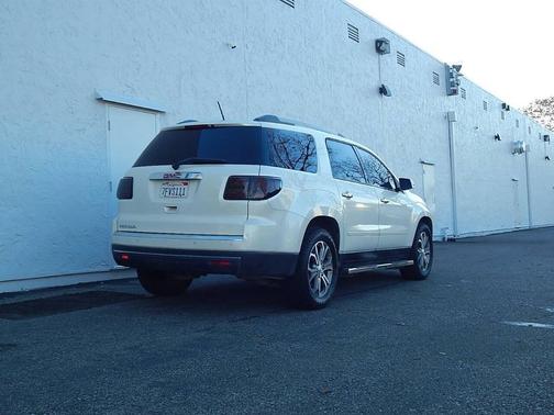 2015 GMC Acadia SLE-2
