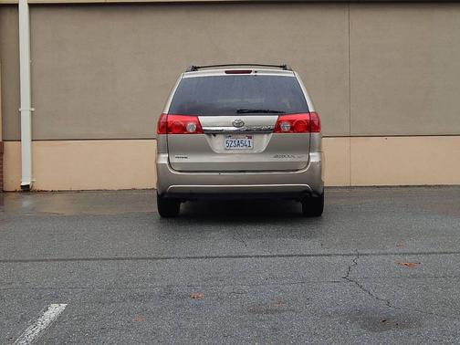 2007 Toyota Sienna LE