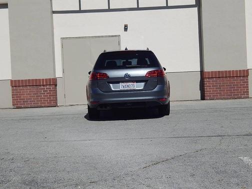 2017 Volkswagen Golf SportWagen TSI SE