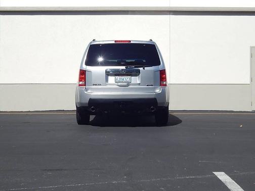 Alabaster Silver Metallic 2010 Honda Pilot EX-L