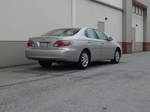 2003 Lexus ES 300 Base