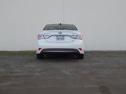 2013 Hyundai SONATA Hybrid Limited