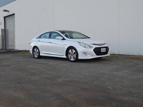 2013 Hyundai SONATA Hybrid Limited