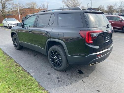 2022 GMC Acadia AWD SLE