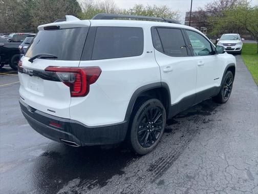 2022 GMC Acadia AWD SLT