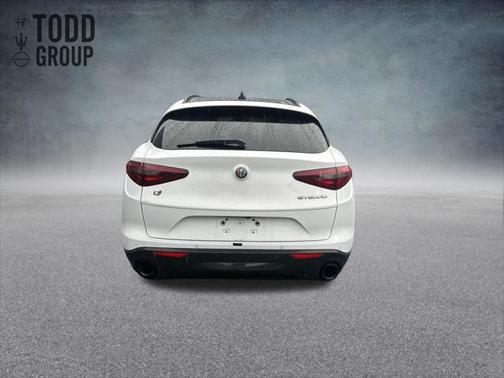 2022 Alfa Romeo Stelvio Sprint