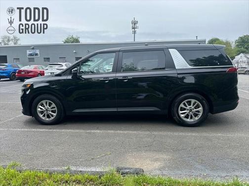 2022 Kia Carnival LXS