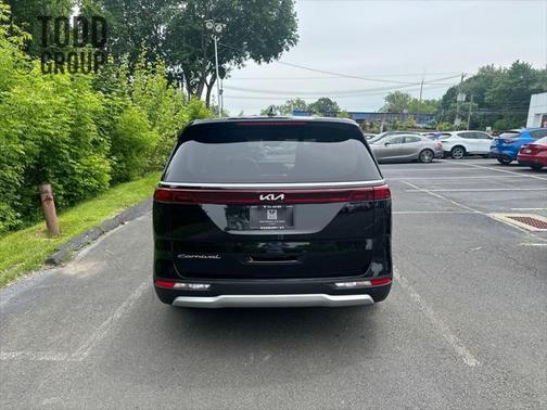 2022 Kia Carnival LXS