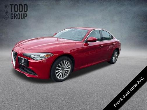 2021 Alfa Romeo Giulia Base