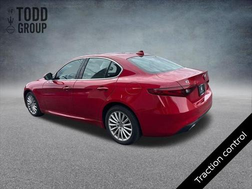 2021 Alfa Romeo Giulia Base