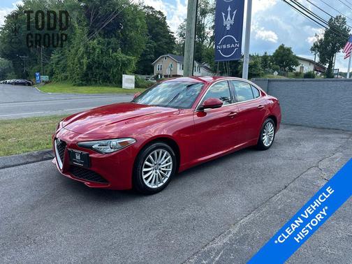 2021 Alfa Romeo Giulia Base