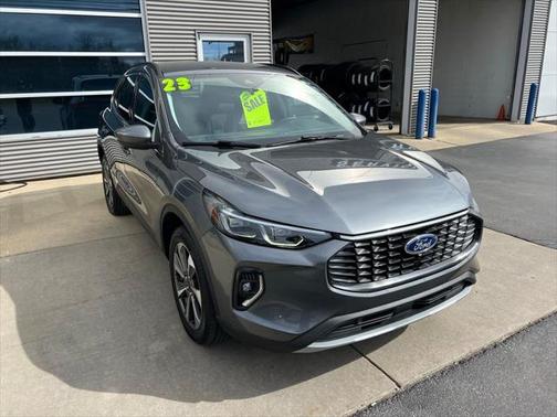 2023 Ford Escape Platinum