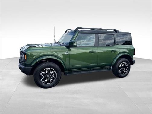 2024 Ford Bronco Outer Banks