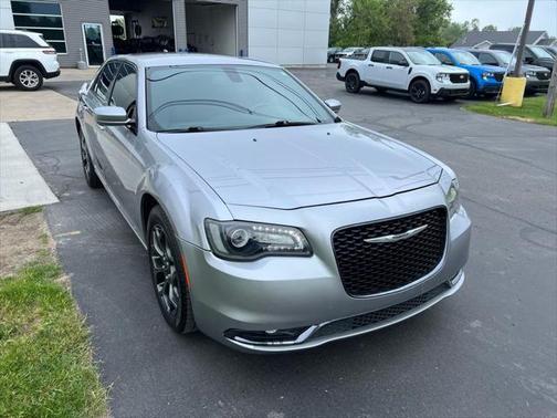 2018 Chrysler 300 S