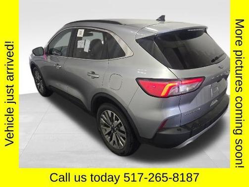 2022 Ford Escape Titanium