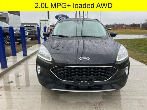 2022 Ford Escape Titanium