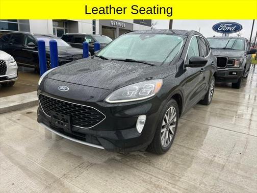 2022 Ford Escape Titanium