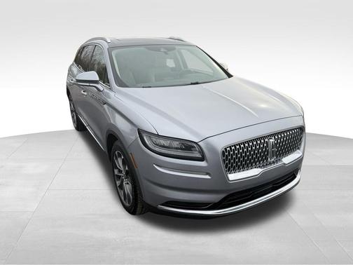 2021 Lincoln Nautilus Reserve