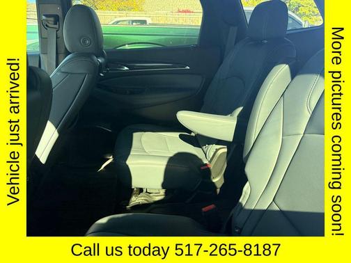 2023 Buick Enclave Essence AWD