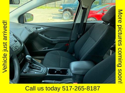 White Gold Metallic 2017 Ford Focus SE