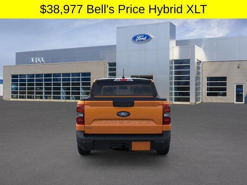 Orange Fury Metallic Tri-Coat 2026 Ford Maverick XLT