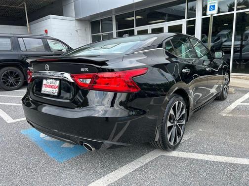 Super Black 2016 Nissan Maxima 3.5 SR