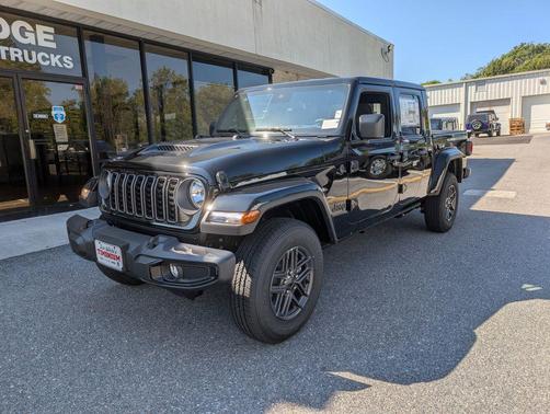 2025 Jeep Gladiator Sport S