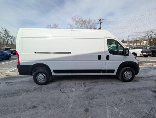 2026 RAM ProMaster 2500 Tradesman