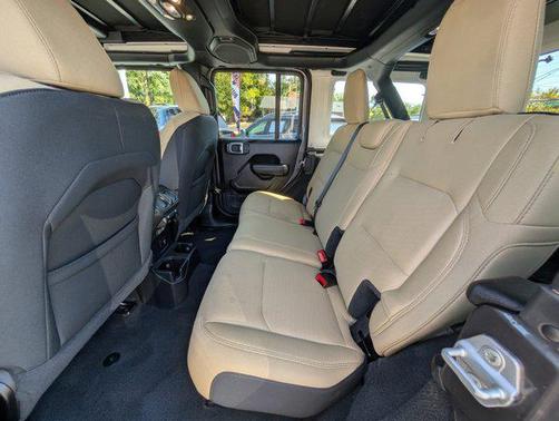 2022 Jeep Wrangler Unlimited Sport