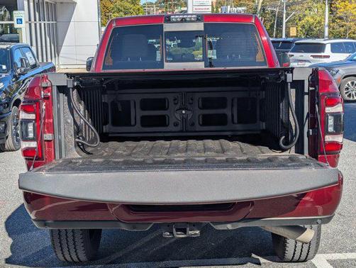 2021 RAM 2500 Big Horn Crew Cab 4x4 6'4' Box