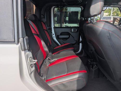 2021 Jeep Gladiator Willys 4x4