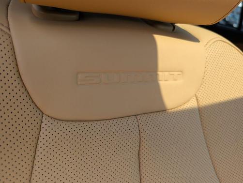 Velvet Red Pearlcoat 2026 Jeep Grand Cherokee Summit
