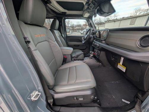 2026 Jeep Gladiator Mojave X 4x4