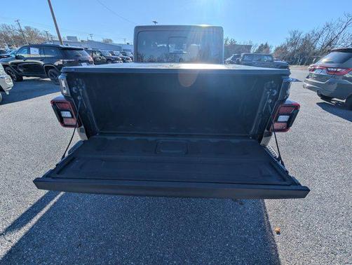 2026 Jeep Gladiator Willys 4x4