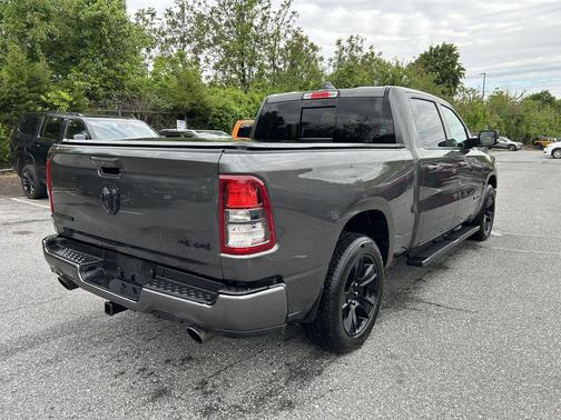 Crystal Metallic 2022 RAM 1500 Big Horn/Lone Star