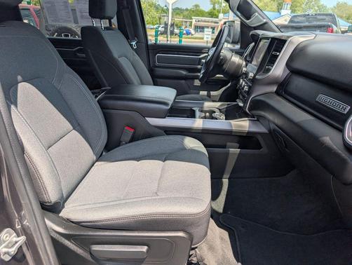 Crystal Metallic 2022 RAM 1500 Big Horn/Lone Star