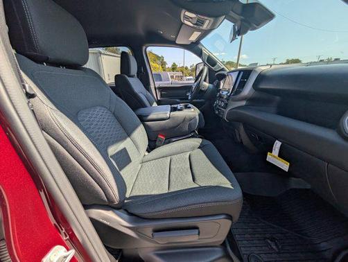 2026 RAM 1500 Warlock Crew Cab 4x4 5'7' Box