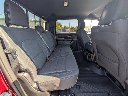 2026 RAM 1500 Warlock Crew Cab 4x4 5'7' Box