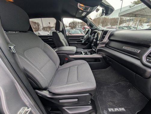 2024 RAM 1500 Big Horn/Lone Star