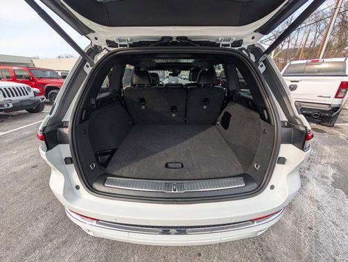 2025 Jeep Grand Cherokee Overland