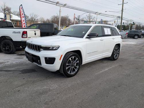 2025 Jeep Grand Cherokee Overland
