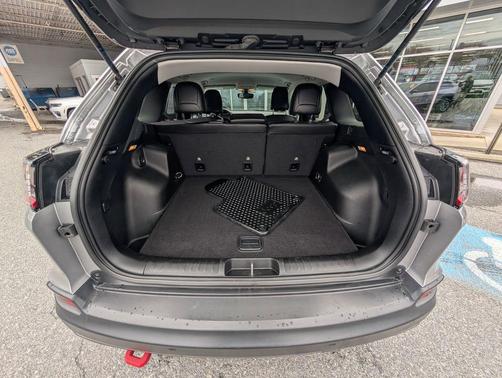 Billet Silver Metallic Clearcoat 2020 Jeep Cherokee Trailhawk