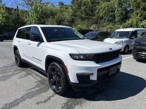 Bright White Clearcoat 2022 Jeep Grand Cherokee L Limited